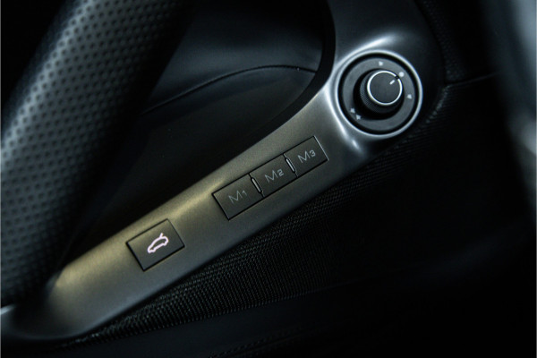 Ferrari 812 6.5 V12 Superfast HELE - Novitec | Nero Daytona | Lift | JBL | Camera | Memory | Stoelverwarming