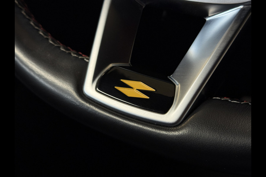 Renault Clio 1.3 TCe 130pk R.S. Line | Groot Navi | Camera | 17" | Led | Carplay | Cruise | PDC  V+A | 100% Onderhouden!