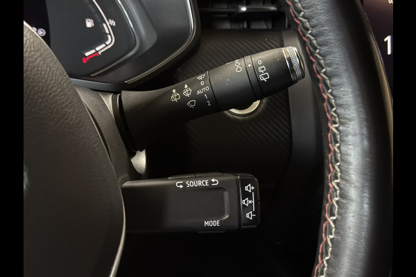 Renault Clio 1.3 TCe 130pk R.S. Line | Groot Navi | Camera | 17" | Led | Carplay | Cruise | PDC  V+A | 100% Onderhouden!