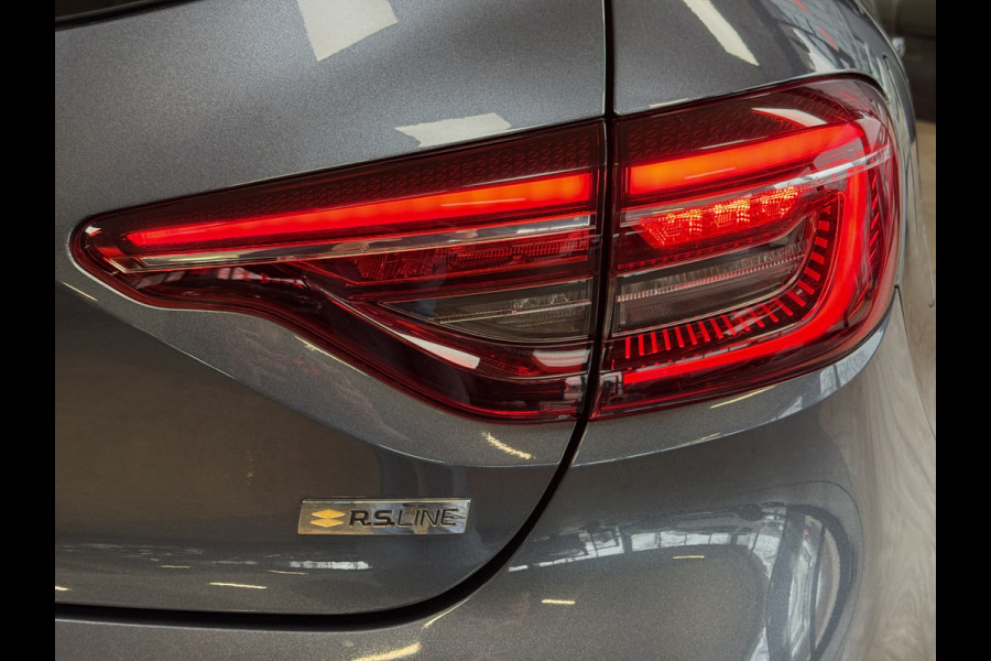 Renault Clio 1.3 TCe 130pk R.S. Line | Groot Navi | Camera | 17" | Led | Carplay | Cruise | PDC  V+A | 100% Onderhouden!