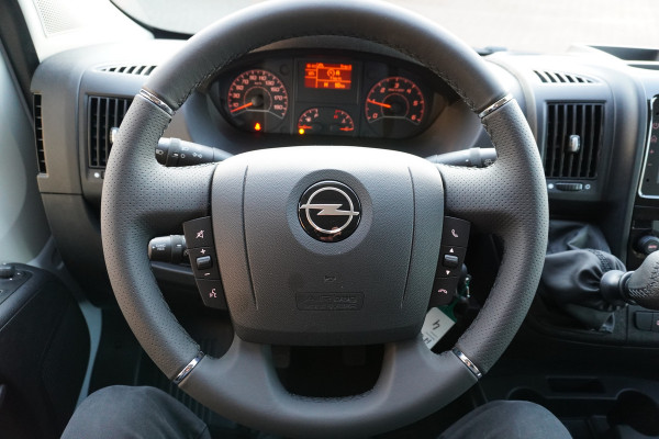 Opel Movano 2.2D 140PK L2H2 nr. V063 | Airco | Cruise | Camera | Navi | Betimmering laadruimte