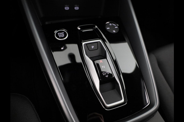 Audi A3 Sportback 40 TFSI e Pro Line 204pk | 18 inch Lichtmetalen velgen | Parkeercamera| Navigatie via App | Stoelverwarming