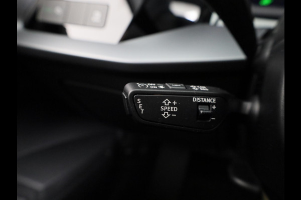 Audi A3 Sportback 40 TFSI e Pro Line 204pk | 18 inch Lichtmetalen velgen | Parkeercamera| Navigatie via App | Stoelverwarming