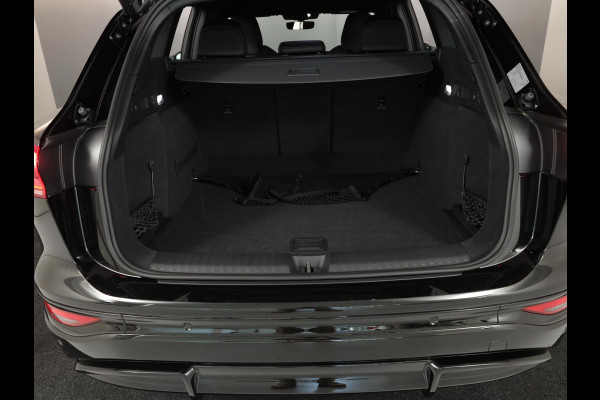 Audi Q6 S Edition e-tron perf 225kW/306pk 100Kwh Hatchback Audi Q6 e-tron S edition performance 100 kWh Omgevingscamera's, adaptive cruise control, ledkoplampen plus, stoelverwarming voor en achter, comfortpakket