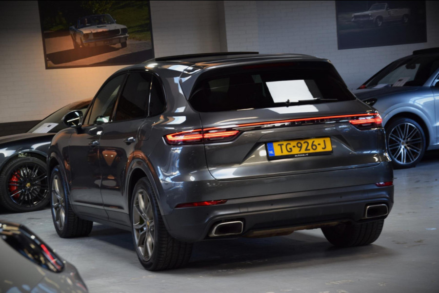 Porsche Cayenne 3.0 E-Hybrid *Nw.Model*Navi|Panoramadak|ACC|Rear Entertainment|Soft-Close|2e Eig.|