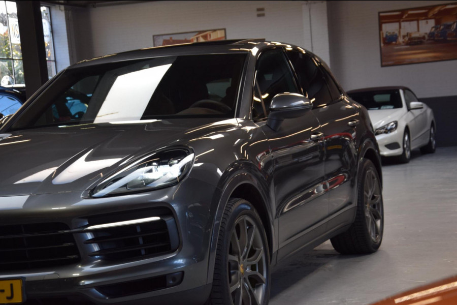 Porsche Cayenne 3.0 E-Hybrid *Nw.Model*Navi|Panoramadak|ACC|Rear Entertainment|Soft-Close|2e Eig.|