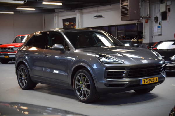 Porsche Cayenne 3.0 E-Hybrid *Nw.Model*Navi|Panoramadak|ACC|Rear Entertainment|Soft-Close|2e Eig.|