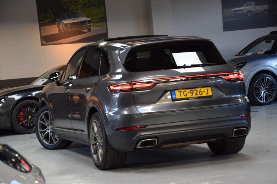 Porsche Cayenne 3.0 E-Hybrid *Nw.Model*Navi|Panoramadak|ACC|Rear Entertainment|Soft-Close|2e Eig.|