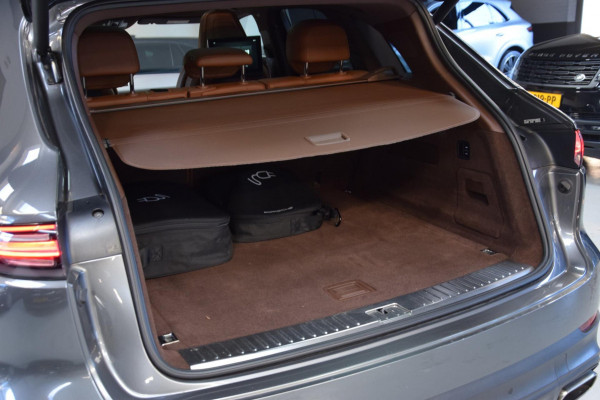 Porsche Cayenne 3.0 E-Hybrid *Nw.Model*Navi|Panoramadak|ACC|Rear Entertainment|Soft-Close|2e Eig.|