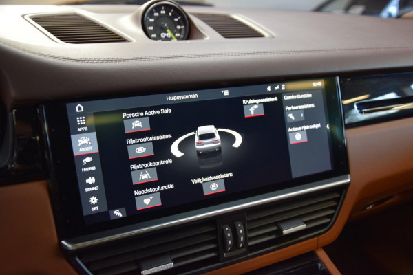 Porsche Cayenne 3.0 E-Hybrid *Nw.Model*Navi|Panoramadak|ACC|Rear Entertainment|Soft-Close|2e Eig.|