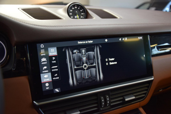 Porsche Cayenne 3.0 E-Hybrid *Nw.Model*Navi|Panoramadak|ACC|Rear Entertainment|Soft-Close|2e Eig.|