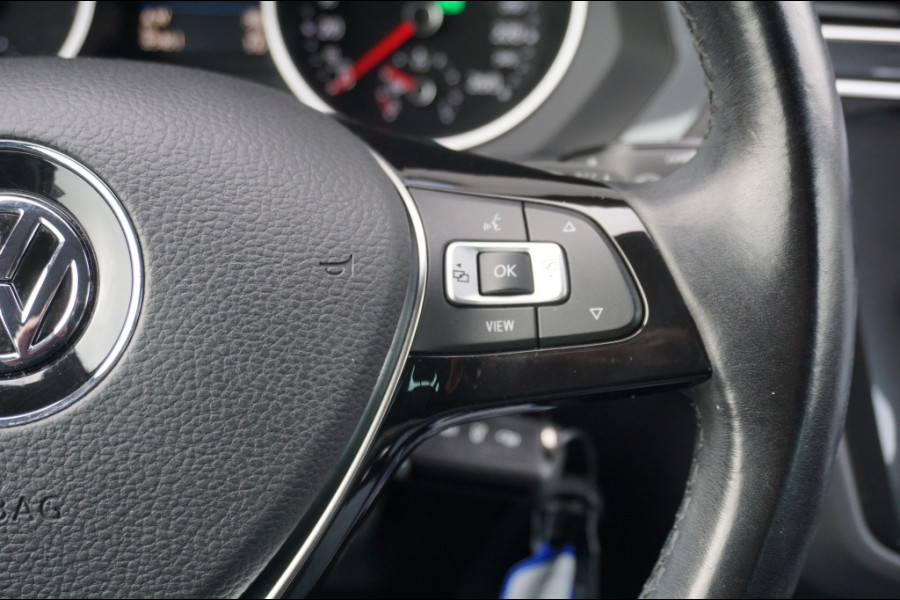 Volkswagen Tiguan 150PK Comfortline AUTOMAAT | TREKHAAK | ALL-SEASON
