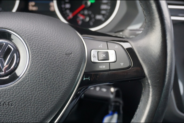 Volkswagen Tiguan 150PK Comfortline AUTOMAAT | TREKHAAK | ALL-SEASON