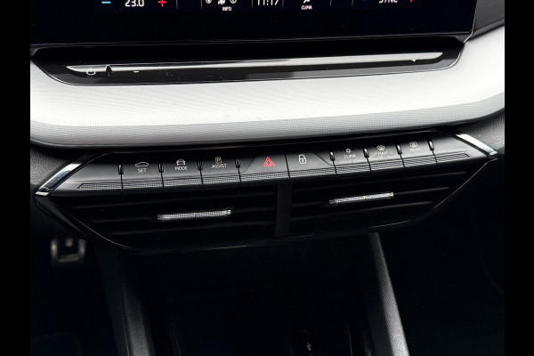 Škoda Octavia Combi BWJ 2021 | 1.0 e-TSI 111PK Sport BuS. AUTOMAAT | TREKHAAK | SPORTSTOELEN | CAMERA A | CARPLAY | CLIMA | NAVI 18'' LMV |