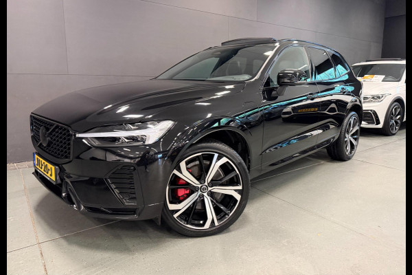 Volvo XC60 2.0 T8 R-DESIGN AWD 455PK SOH-TEST Black Edition PANO/H-KARDON/DAB/CARPLAY/LEDER/M-STOELEN///