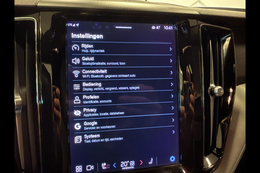 Volvo XC60 2.0 T8 R-DESIGN AWD 455PK SOH-TEST Black Edition PANO/H-KARDON/DAB/CARPLAY/LEDER/M-STOELEN///