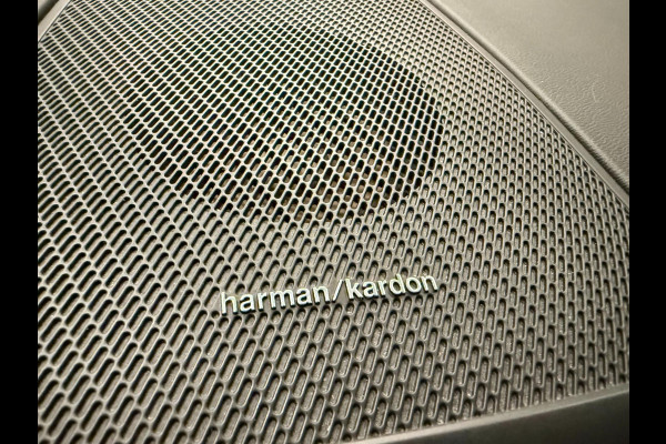 Volvo XC60 2.0 T8 R-DESIGN AWD 455PK SOH-TEST Black Edition PANO/H-KARDON/DAB/CARPLAY/LEDER/M-STOELEN///