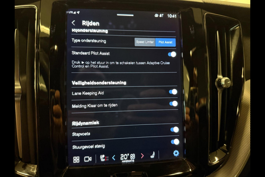 Volvo XC60 2.0 T8 R-DESIGN AWD 455PK SOH-TEST Black Edition PANO/H-KARDON/DAB/CARPLAY/LEDER/M-STOELEN///