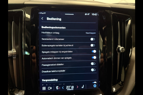 Volvo XC60 2.0 T8 R-DESIGN AWD 455PK SOH-TEST Black Edition PANO/H-KARDON/DAB/CARPLAY/LEDER/M-STOELEN///