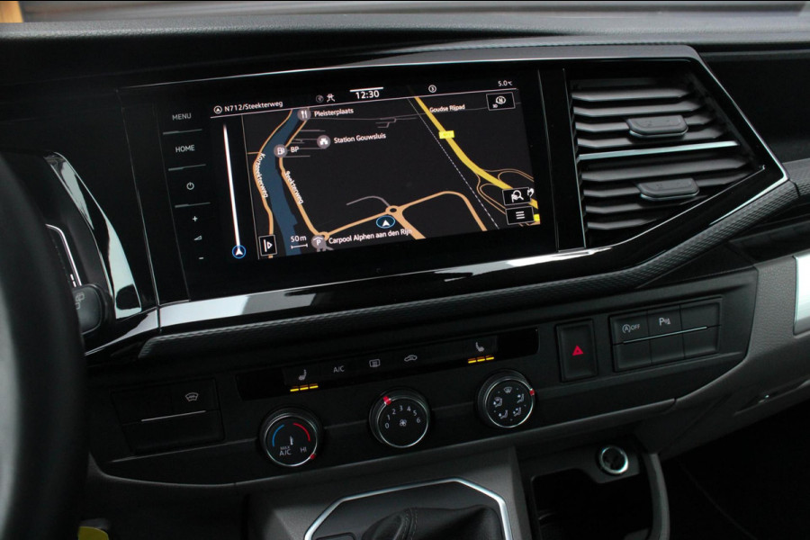 Volkswagen Transporter 2.0 TDI L2H1 BULLI DUBBEL CABINE 150PK 2020 JB- EDIITON / ACTIVE DISPLAY / VERLAGINGSVEREN / APPLE CARPLAY