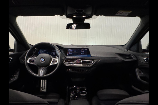 BMW 1-serie 120i | PANO | M-SPORT | CAMERA | LED | SHADOW LINE