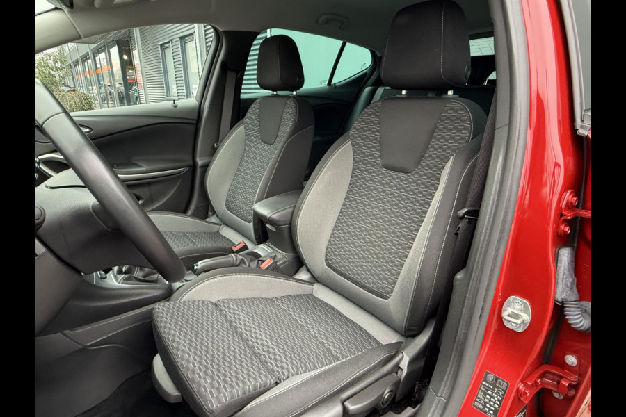 Opel Astra BWJ 2020 | 1.2T 131PK Edition | TREKHAAK | AGR  | CLIMA | PDC 2X | CARPLAY | NAVI | LMV | PRIVACY GLASS