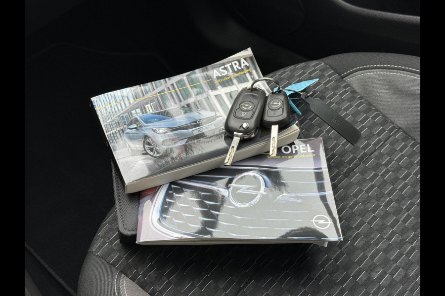 Opel Astra BWJ 2020 | 1.2T 131PK Edition | TREKHAAK | AGR  | CLIMA | PDC 2X | CARPLAY | NAVI | LMV | PRIVACY GLASS