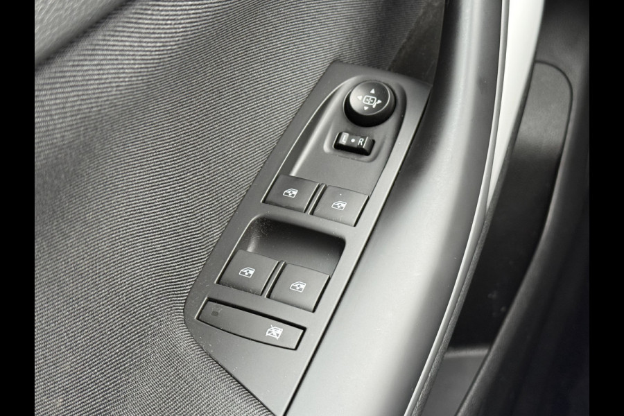 Opel Astra BWJ 2020 | 1.2T 131PK Edition | TREKHAAK | AGR  | CLIMA | PDC 2X | CARPLAY | NAVI | LMV | PRIVACY GLASS