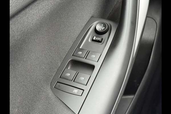 Opel Astra BWJ 2020 | 1.2T 131PK Edition | TREKHAAK | AGR  | CLIMA | PDC 2X | CARPLAY | NAVI | LMV | PRIVACY GLASS