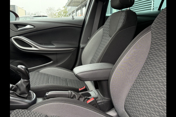 Opel Astra BWJ 2020 | 1.2T 131PK Edition | TREKHAAK | AGR  | CLIMA | PDC 2X | CARPLAY | NAVI | LMV | PRIVACY GLASS