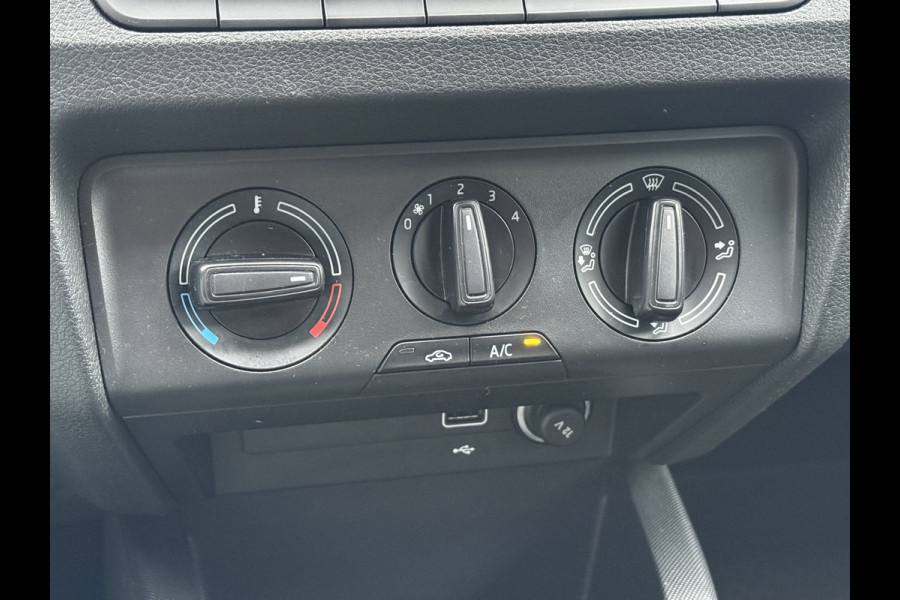 Škoda Fabia Combi BWJ 2021 | 1.0 TSI 96PK Active | AIRCO | CAMERA A | CARPLAY | CRUISE | PDC | LMV | MULTI FUNC STUUR | MISTLAMPEN