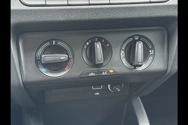 Škoda Fabia Combi BWJ 2021 | 1.0 TSI 96PK Active | AIRCO | CAMERA A | CARPLAY | CRUISE | PDC | LMV | MULTI FUNC STUUR | MISTLAMPEN