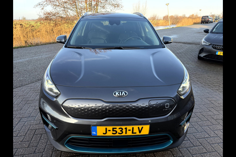 Kia e-Niro ExecutiveLine 64 kWh 3-Fase, Leer, Camera, Stoel/Stuur Verwarming