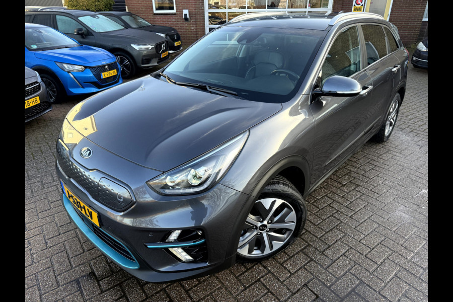 Kia e-Niro ExecutiveLine 64 kWh 3-Fase, Leer, Camera, Stoel/Stuur Verwarming