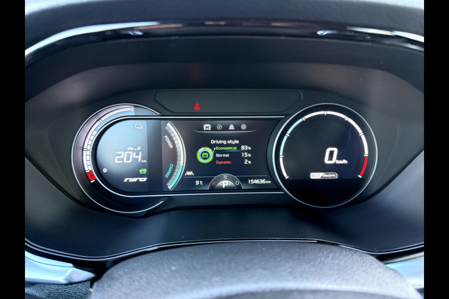 Kia e-Niro ExecutiveLine 64 kWh 3-Fase, Leer, Camera, Stoel/Stuur Verwarming