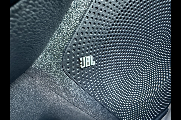 Kia e-Niro ExecutiveLine 64 kWh 3-Fase, Leer, Camera, Stoel/Stuur Verwarming