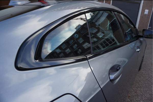 BMW 2 Serie Gran Coupé 218i | Panoramadak | Leer | Sportstoelen | M-Sport accenten | Verwarmd Sportstuur | Stoelverwarming | BMW onderhouden | 2/2026 beurt gehad |