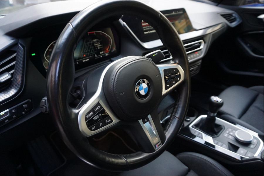BMW 2 Serie Gran Coupé 218i | Panoramadak | Leer | Sportstoelen | M-Sport accenten | Verwarmd Sportstuur | Stoelverwarming | BMW onderhouden | 2/2026 beurt gehad |