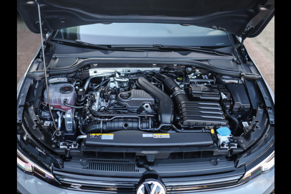 Volkswagen Golf 1.5 TSI R-Line Edition