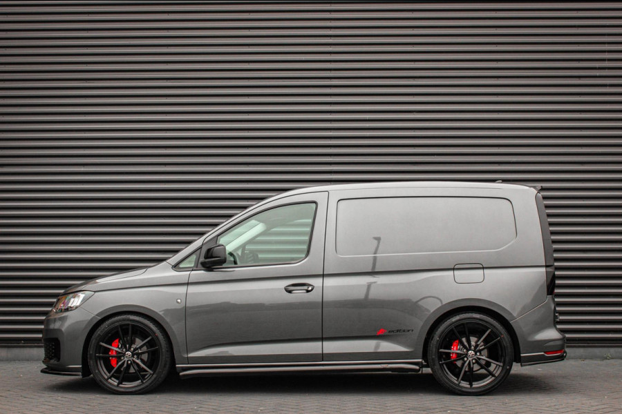 Volkswagen Caddy Cargo 2.0 TDI 199PK BLACK OPS / JB- EDITION / LEDEREN BEKLEDING / MAXTRON / SIDE- BARS/ VERLAGINGSVEREN/ELEK- PAK