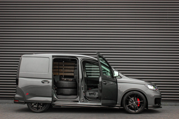Volkswagen Caddy Cargo 2.0 TDI 199PK BLACK OPS / JB- EDITION / LEDEREN BEKLEDING / MAXTRON / SIDE- BARS/ VERLAGINGSVEREN/ELEK- PAK