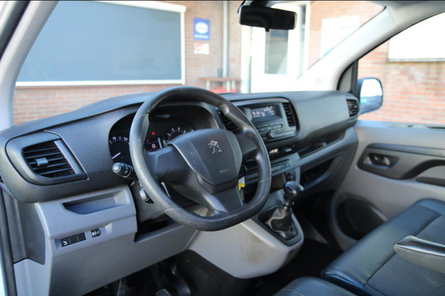 Peugeot Expert 2.0 BlueHDI 120PK L3H1 / Trekhaak / Laadruimte inrichting / Cruise / 3 zits
