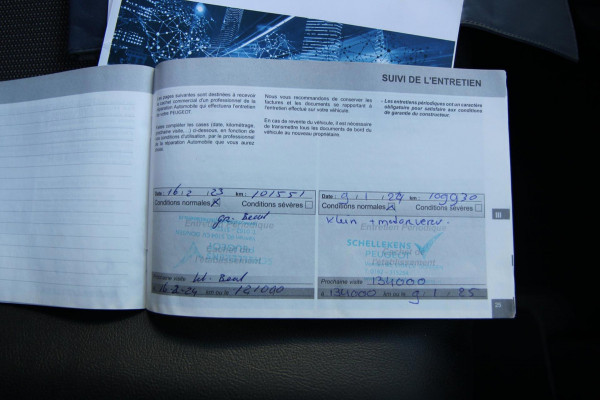 Peugeot Expert 2.0 BlueHDI 120PK L3H1 / Trekhaak / Laadruimte inrichting / Cruise / 3 zits