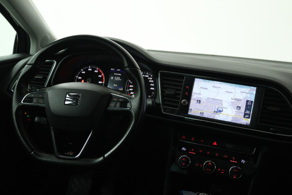 Seat Leon ST 1.5 TSI FR Ultimate Edition (SFEERVERLICHTING, STOELVERWARMING, NAVIGATIE CARPLAY, CRUISE ADAPTIEF, SENSOREN)