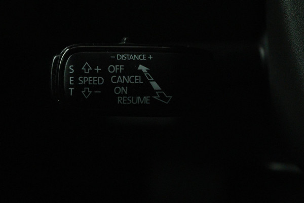 Seat Leon ST 1.5 TSI FR Ultimate Edition (SFEERVERLICHTING, STOELVERWARMING, NAVIGATIE CARPLAY, CRUISE ADAPTIEF, SENSOREN)