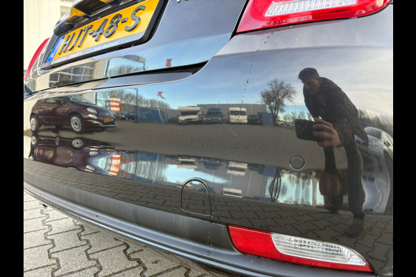 Fiat 500 1.0 Hybrid (RIJKLAARPRIJS/BOVAG)