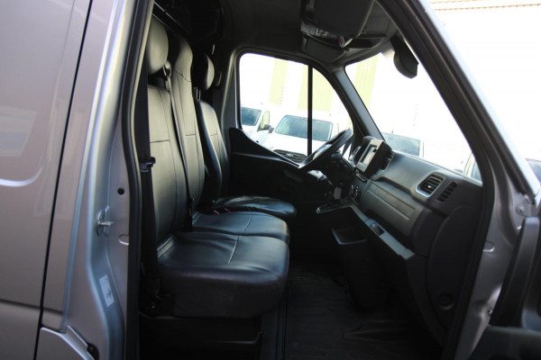 Renault Master T33 2.3 dCi 135PK L2H2 Work Edition / Trekhaak / Camera / App connect