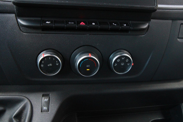 Renault Master T33 2.3 dCi 135PK L2H2 Work Edition / Trekhaak / Camera / App connect