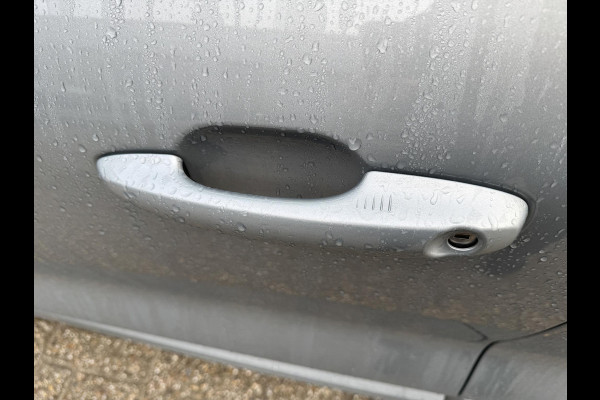 Ford Kuga 2.5 PHEV ST-Line 225pk | Winterpack | Panorama Dak | SYNC 3 Navigatie | Privacy Glass