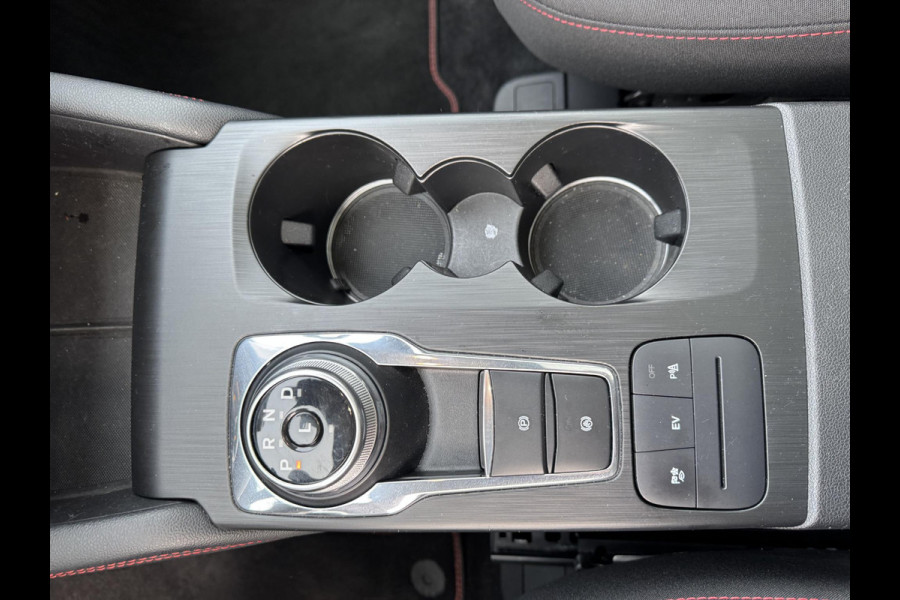 Ford Kuga 2.5 PHEV ST-Line 225pk | Winterpack | Panorama Dak | SYNC 3 Navigatie | Privacy Glass